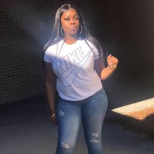 Meet your Posher, Lamiaa